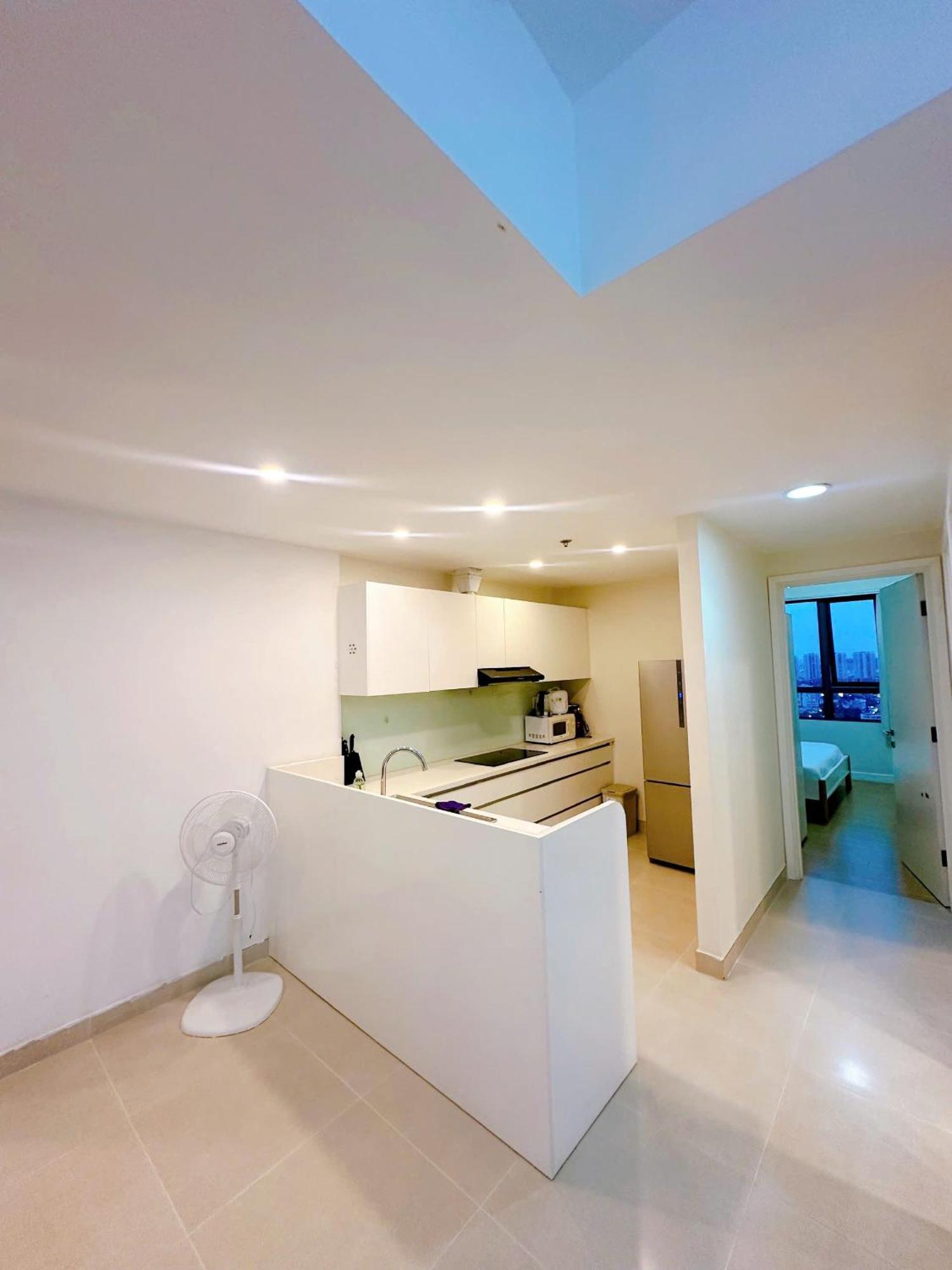Hhomes - 2 Bedroom River View & Pool Gym Bbq At Masteri Thao Dien *