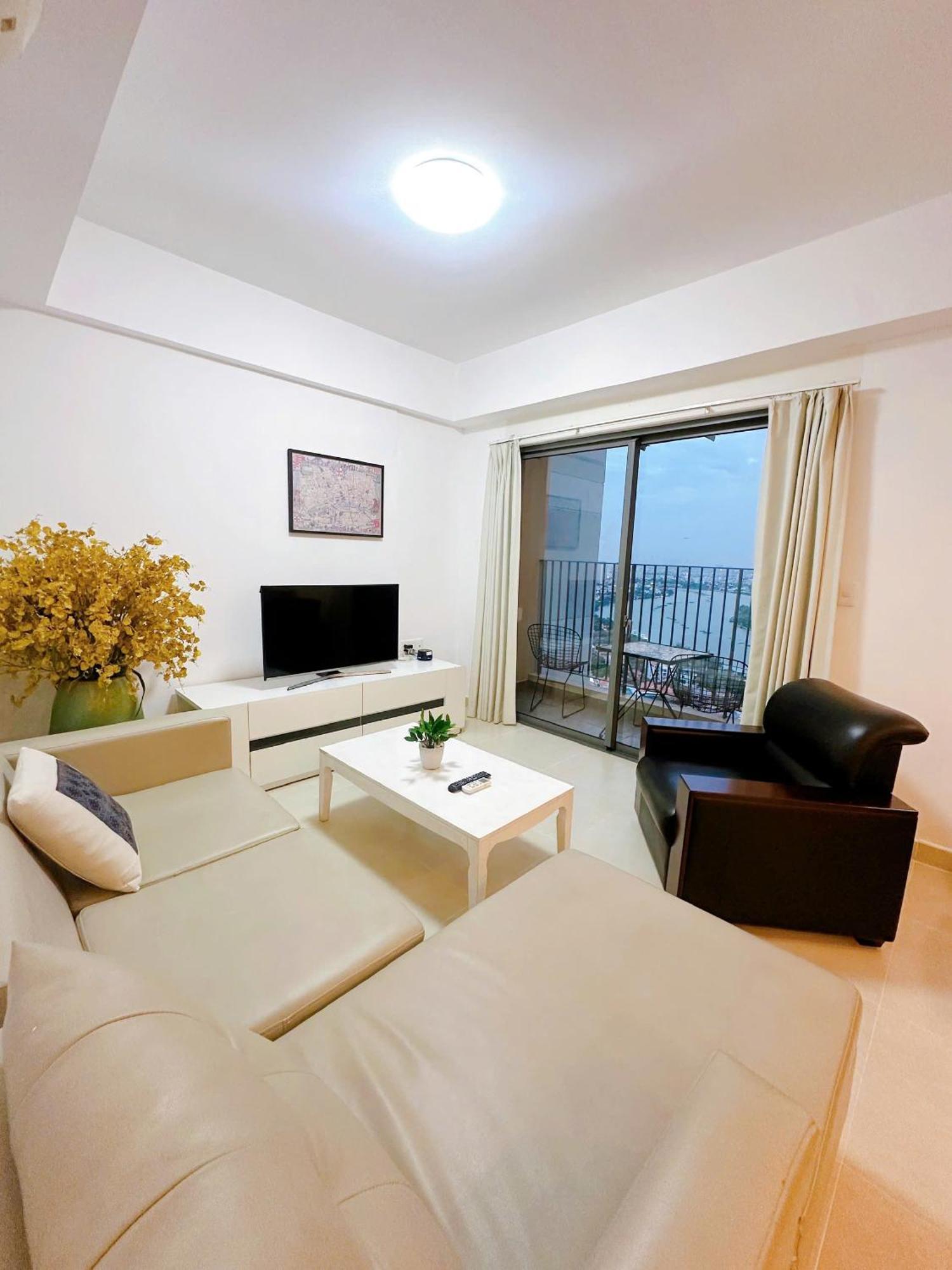 Hhomes - 2 Bedroom River View & Pool Gym Bbq At Masteri Thao Dien * Ho Chi Minh City