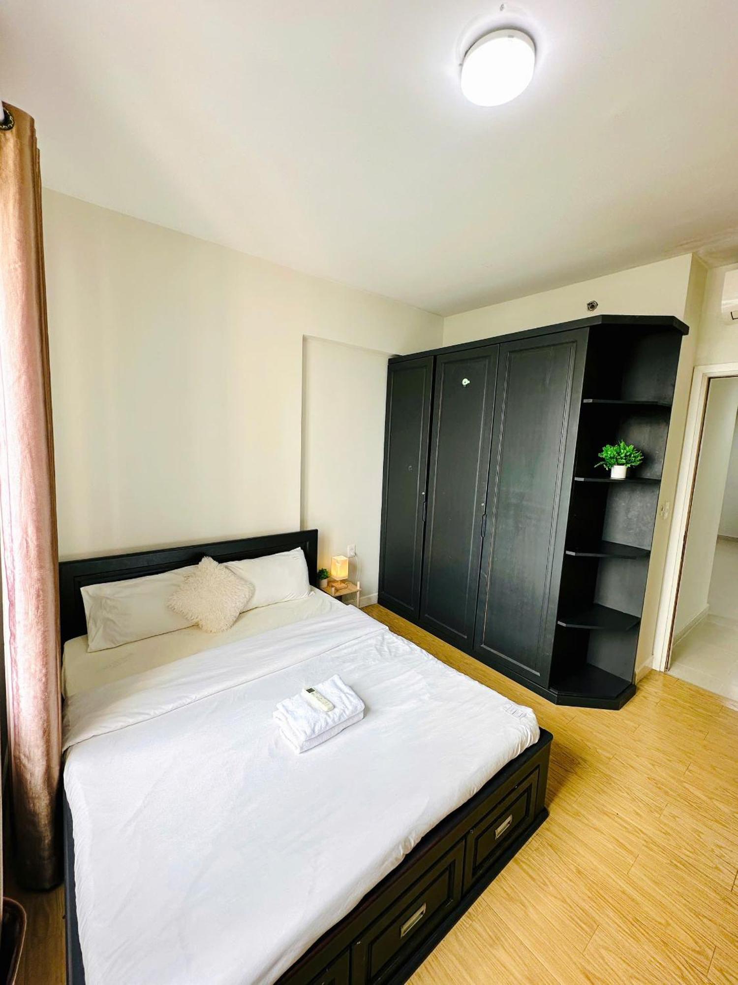Apartment Hhomes - 2 Bedroom River View & Pool Gym Bbq At Masteri Thao Dien