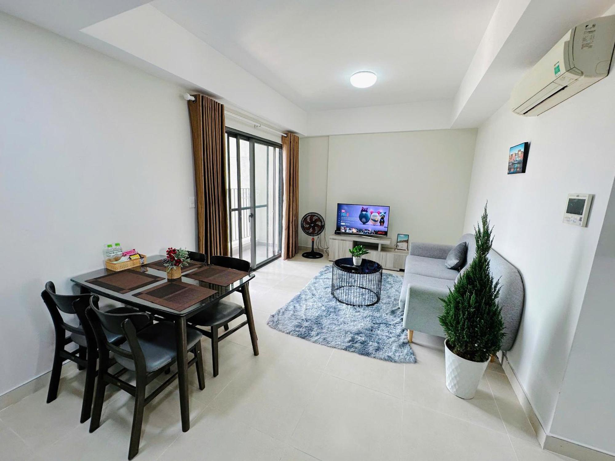 Hhomes - 2 Bedroom River View & Pool Gym Bbq At Masteri Thao Dien * Ho Chi Minh City